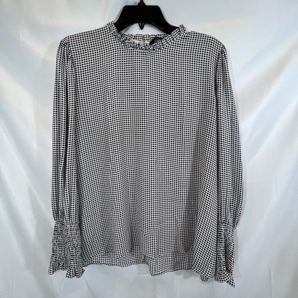 Zara Tops - Zara Woman Black/white Blouse - L